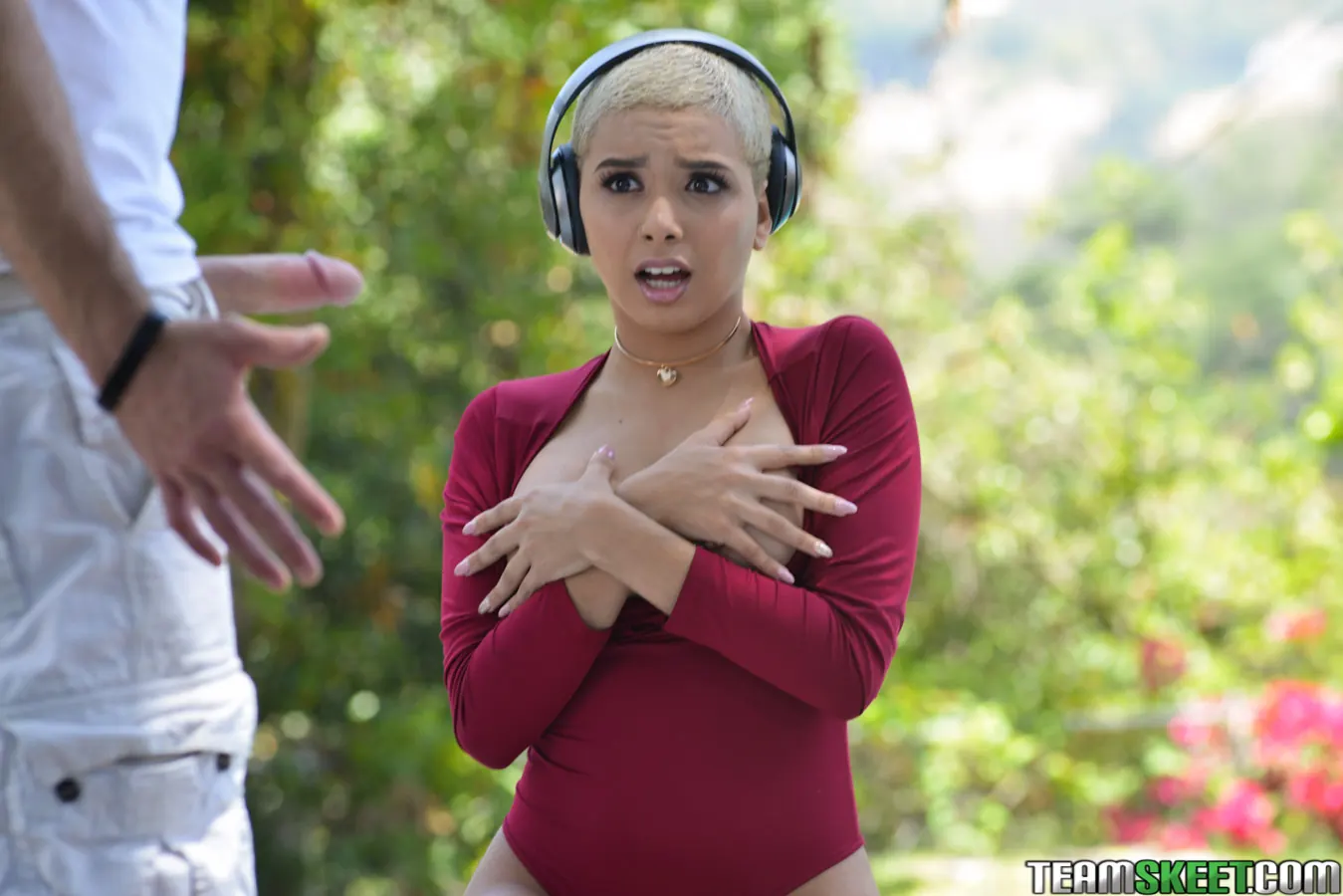 Team Skeet 'Mis pelotas en tu patio' protagonizando Aaliyah Hadid (foto 130)