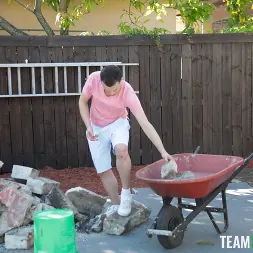 Adriana Jade en 'Team Skeet' Trabajo secundario de niñera (Miniatura 42)