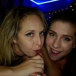 Alex Chance en 'Team Skeet' Satisfaciendo a dos nenas (Miniatura 4)