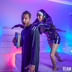 Alex Coal en 'Team Skeet' Monja más cachonda que yo (Miniatura 72)