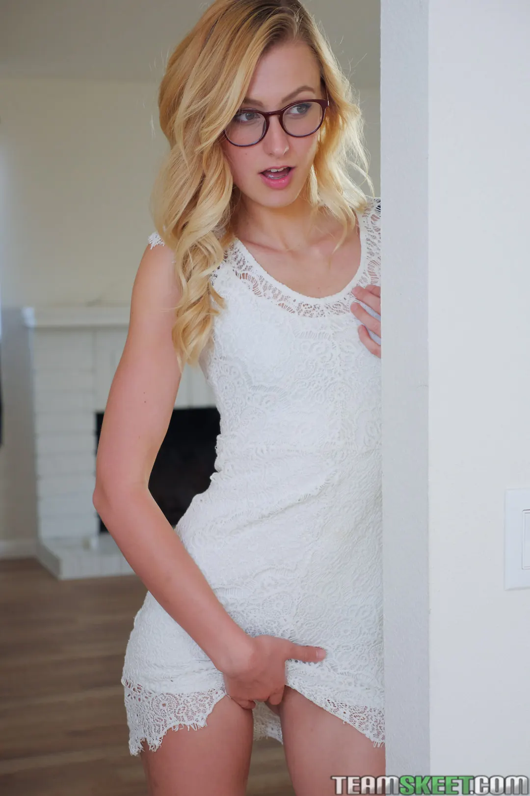 Alexa en 'Cómo hacer que las putas entiendan' from 'Team Skeet' (foto 33) Team Skeet 'Cómo hacer que las putas entiendan' protagonizando Alexa (foto 33)