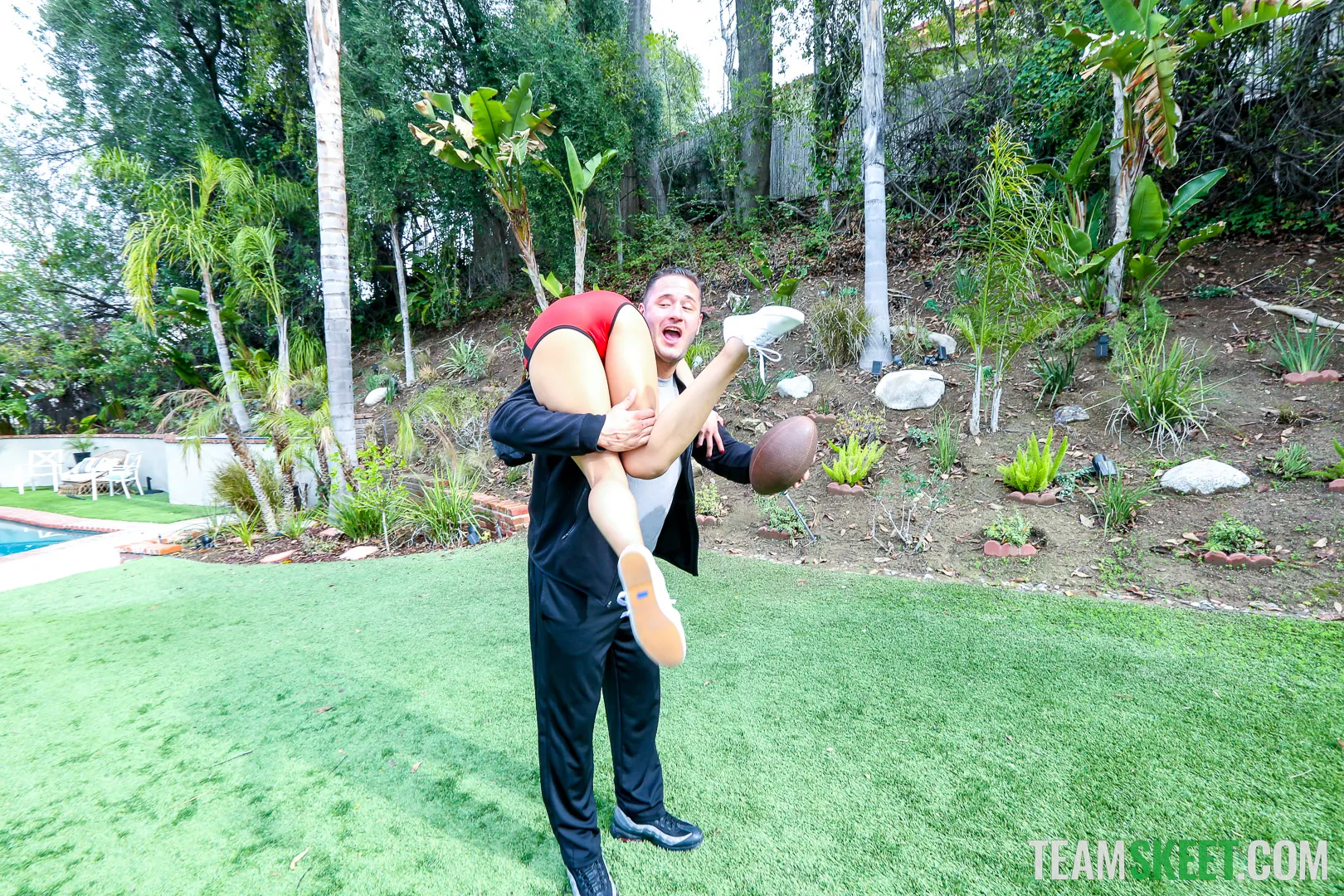 Team Skeet 'El pensamiento del touchdown' protagonizando Alexia Anders (foto 54)