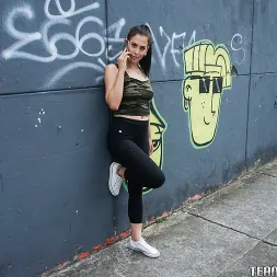 Alicia Trece en Botín latino aceitado (foto 28) Alicia Trece en 'Team Skeet' Botín latino aceitado (Miniatura 28)