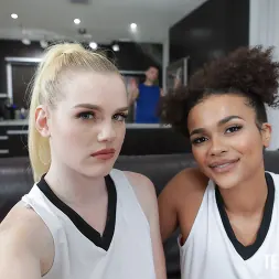 Alina Ali en 'Team Skeet' Apuesta de la noche de juego (Miniatura 40)