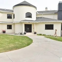 Allie Addison en 'Team Skeet' Una pequeña nena recupera su trabajo (Miniatura 1)