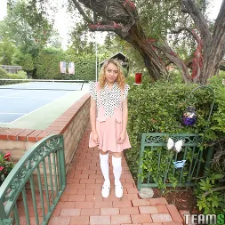 Allie Addison in 'Team Skeet' Tiny Bookworm Blonde (Thumbnail 1)