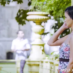 Alyssia Kent en El momento sexy y sensual de Alyssia (foto 1) Alyssia Kent en 'Team Skeet' El momento sexy y sensual de Alyssia (Miniatura 1)