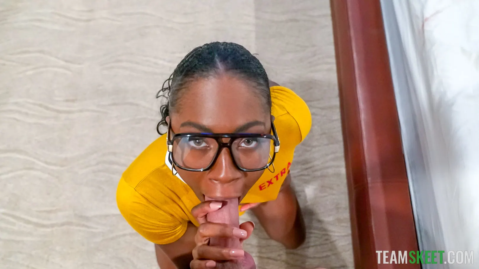 Amari Anne en 'Un viaje con mucha suerte' from 'Team Skeet' (foto 2) Team Skeet 'Un viaje con mucha suerte' protagonizando Amari Anne (foto 2)