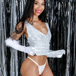 Ameena Green in 'Team Skeet' New Year, New Me (Thumbnail 36)