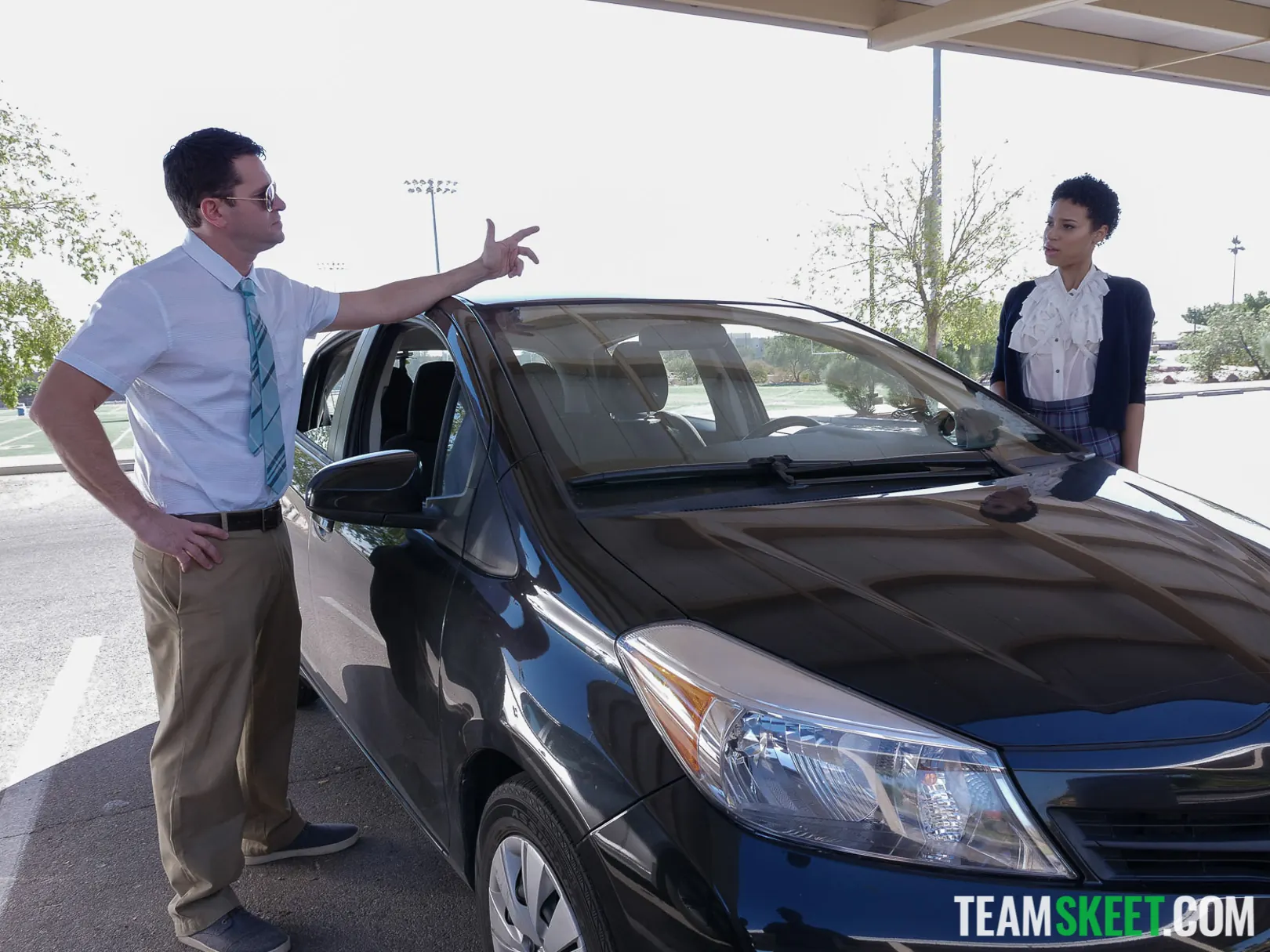 Amethyst Banks en 'Poniéndolo cachondo' from 'Team Skeet' (foto 1) Team Skeet 'Poniéndolo cachondo' protagonizando Amethyst Banks (foto 1)