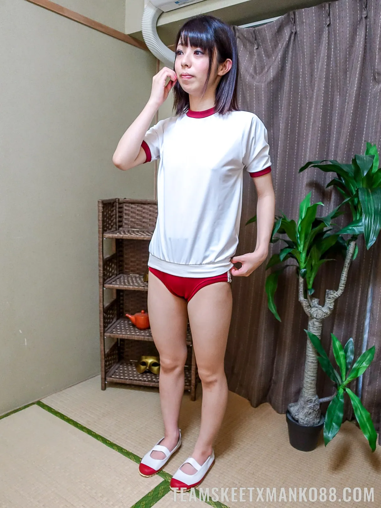 Amina Kiuchi en 'Me lo afeité para ti' from 'Team Skeet' (foto 4) Team Skeet 'Me lo afeité para ti' protagonizando Amina Kiuchi (foto 4)