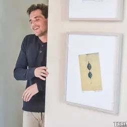 Anastasia Knight en 'Team Skeet' Lispy Muff Amante (Miniatura 32)