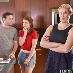 Anastasia Rose en 'Team Skeet' Compartiendo la carga cremosa (Miniatura 72)