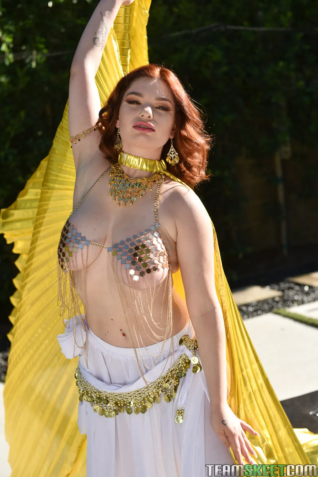 Team Skeet 'Las chicas tetonas gobiernan el mundo' protagonizando Annabel Redd (foto 1)