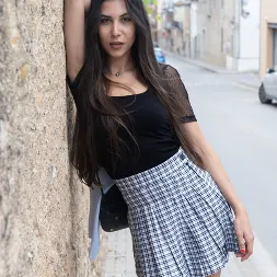 Anya Krey en Encantado de complacer (foto 1) Anya Krey en 'Team Skeet' Encantado de complacer (Miniatura 1)