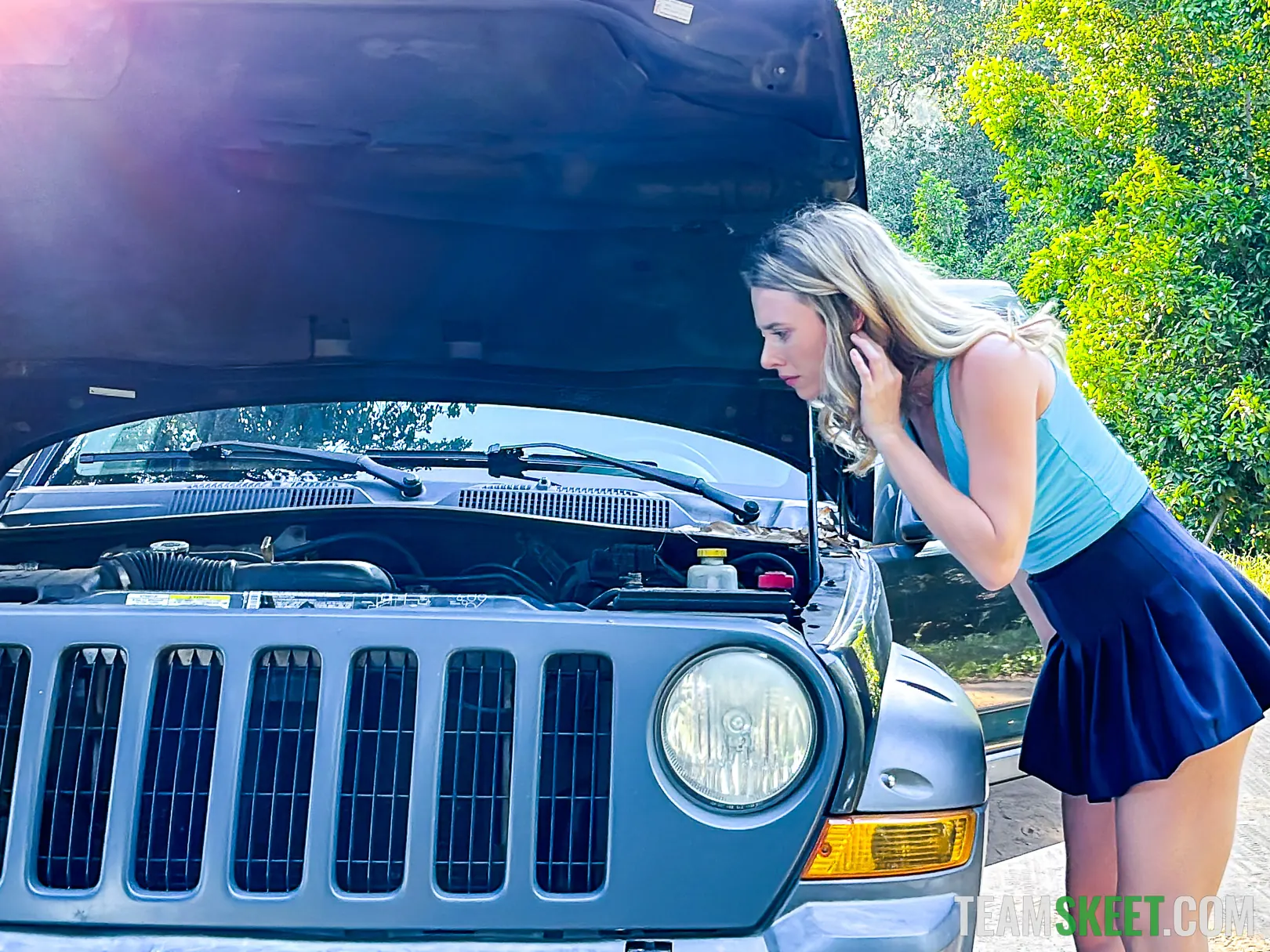 Team Skeet 'Concept: Roadside Rescue' starring Anya Olsen (Photo 24)