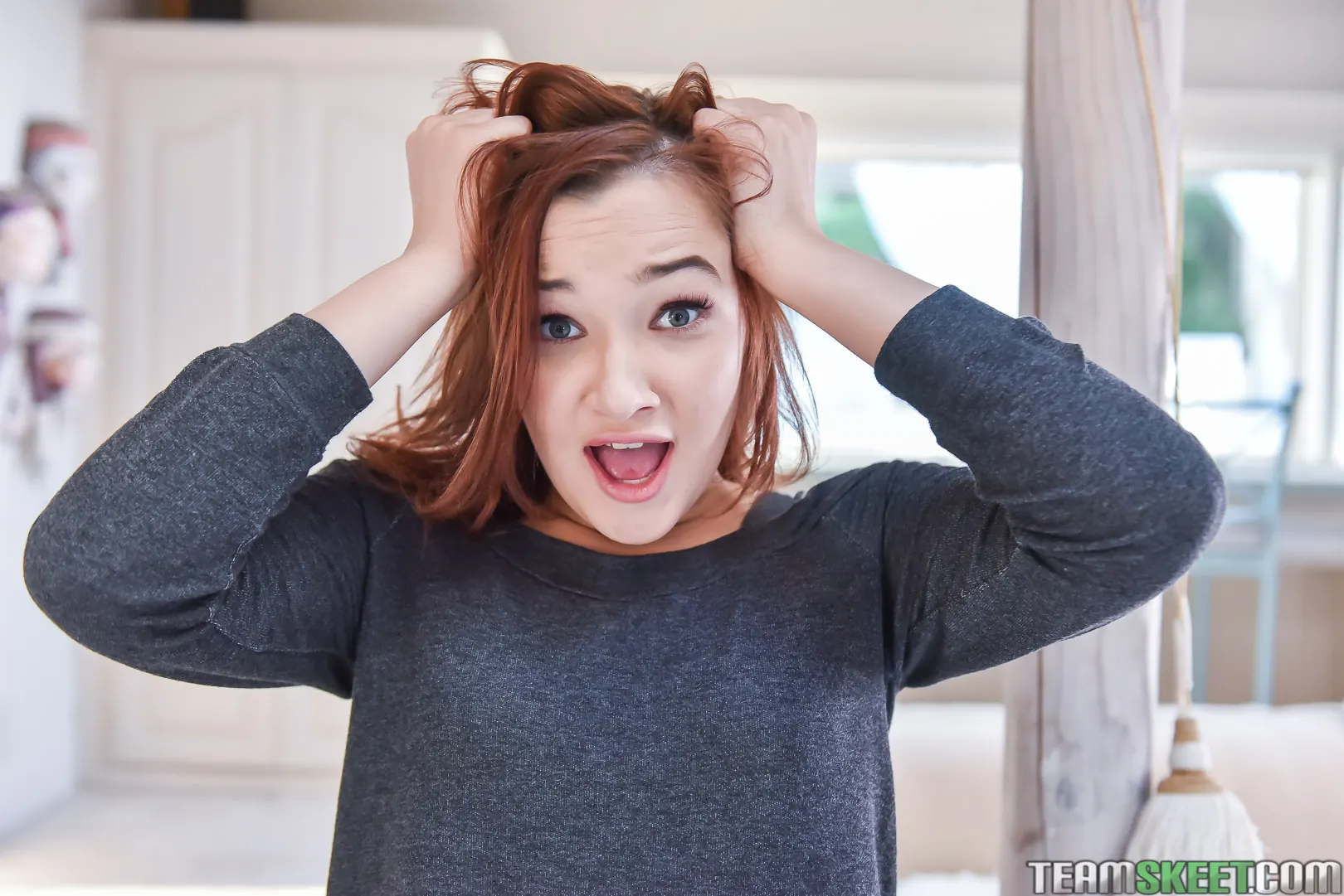 Team Skeet 'Pelirroja aligera su carga' protagonizando April Reid (foto 70)