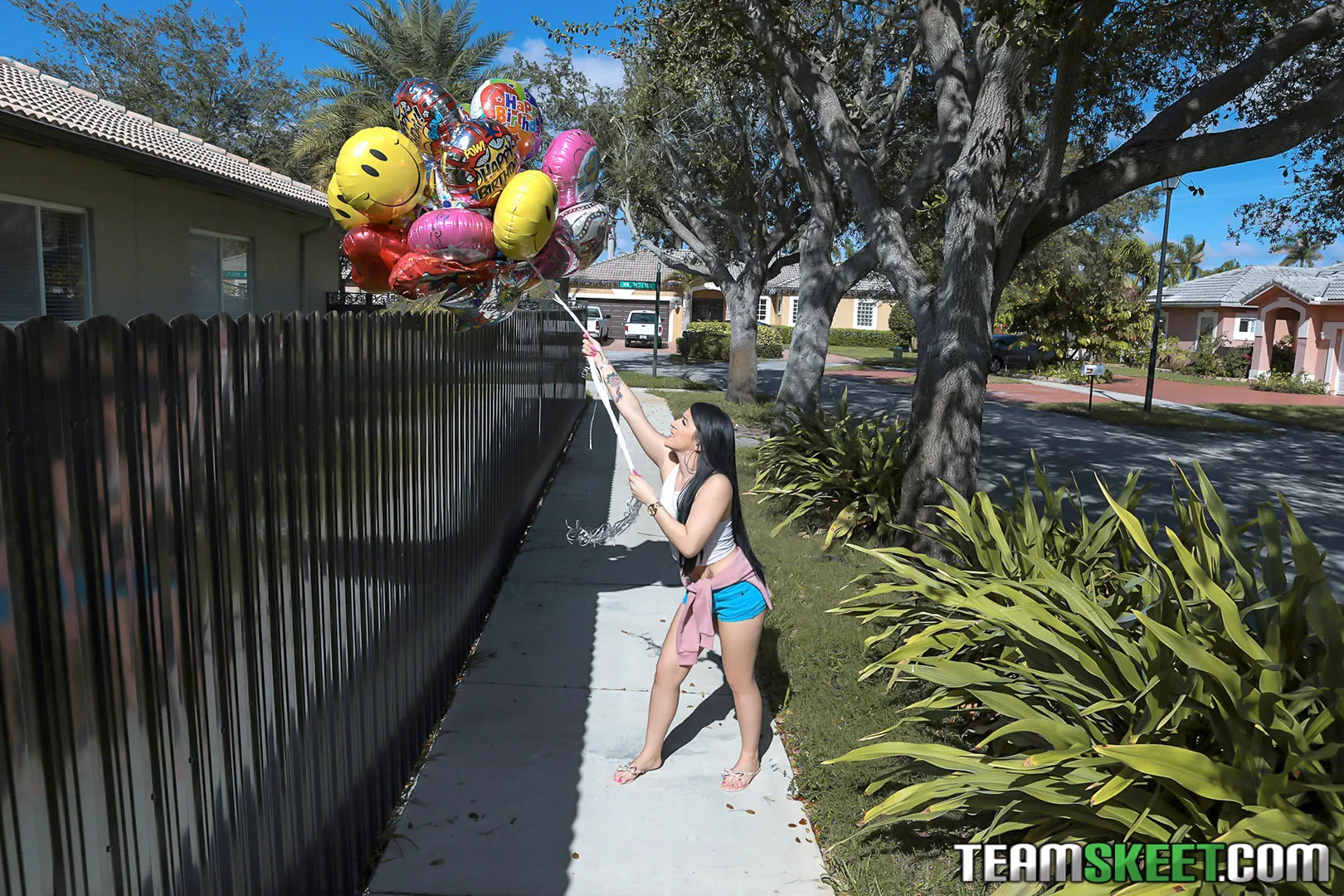 Team Skeet 'Lo mejor de febrero de 2019' protagonizando Ariana (foto 35)