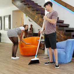 Artemisia Love en Manteniéndola feliz (foto 8) Artemisia Love en 'Team Skeet' Manteniéndola feliz (Miniatura 8)