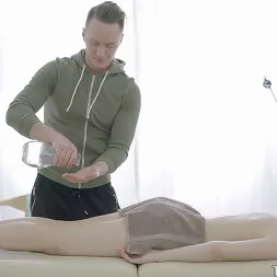 Aubrey in Deep Tissue Orgasm (Photo 44) Aubrey in 'Team Skeet' Deep Tissue Orgasm (Thumbnail 44)