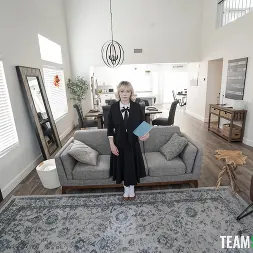 Ava Sinclaire in Holy Ass (Photo 1) Ava Sinclaire in 'Team Skeet' Holy Ass (Thumbnail 1)