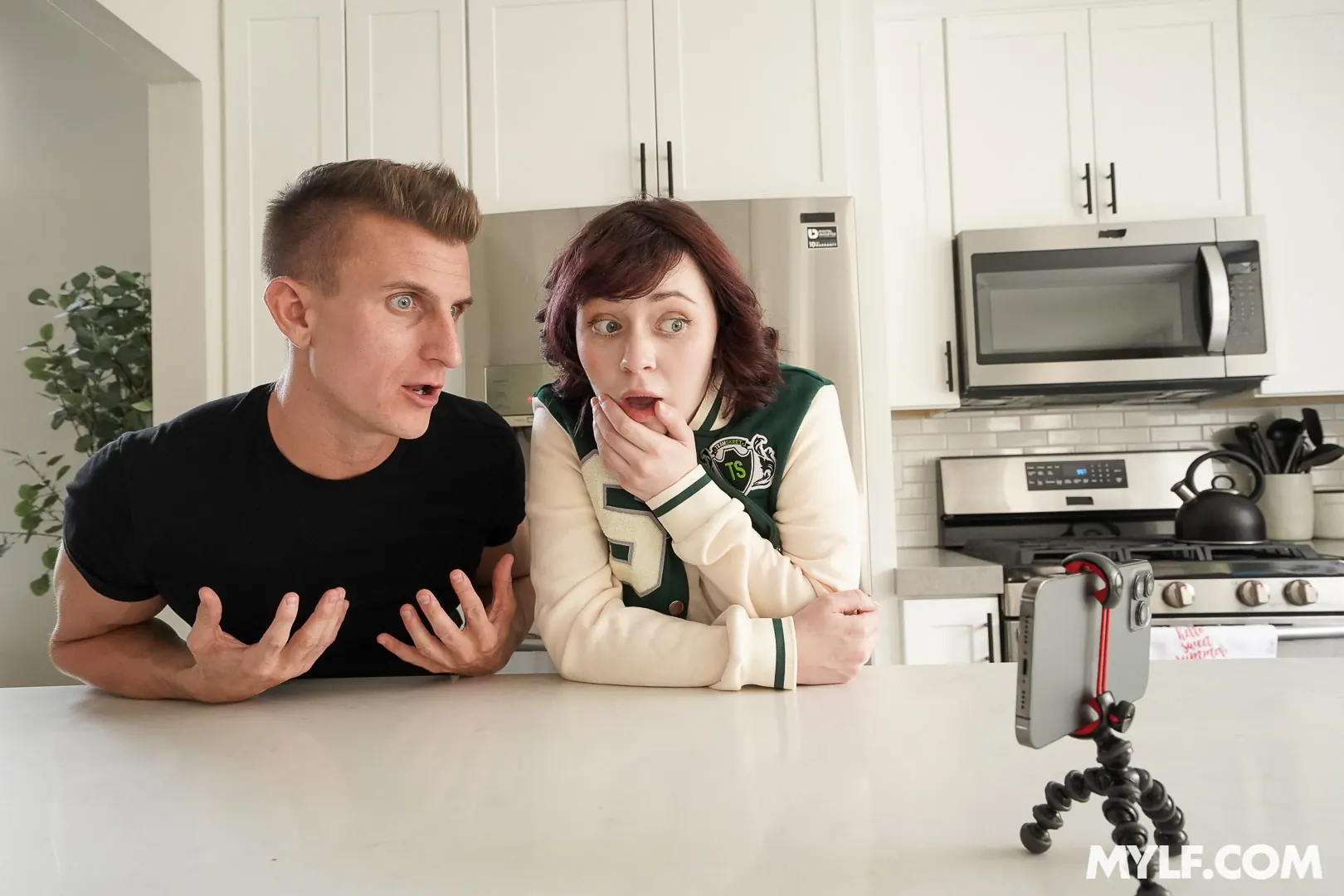 Team Skeet 'The Haunting of Milf House' starring Ava Sinclaire (Photo 20)