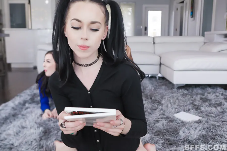 Team Skeet 'Noche de pelicula' protagonizando Bambi Black (foto 33)