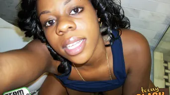 Blue Love in 'I Wanna Show It Off'