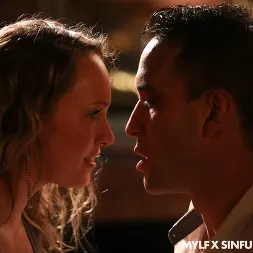 Brandi Love en La habitación seductora (foto 10) Brandi Love en 'Team Skeet' La habitación seductora (Miniatura 10)