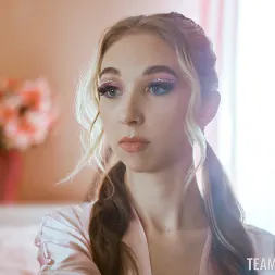 Breezy Bri in 'Team Skeet' Life Is a Breeze (Thumbnail 18)
