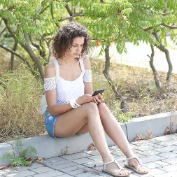 Bunny Love in Walk with a Surprise (Photo 1) Bunny Love in 'Team Skeet' Walk with a Surprise (Thumbnail 1)