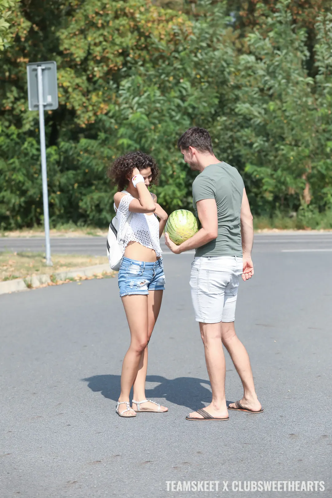 Team Skeet 'Walk with a Surprise' starring Bunny Love (Photo 24)