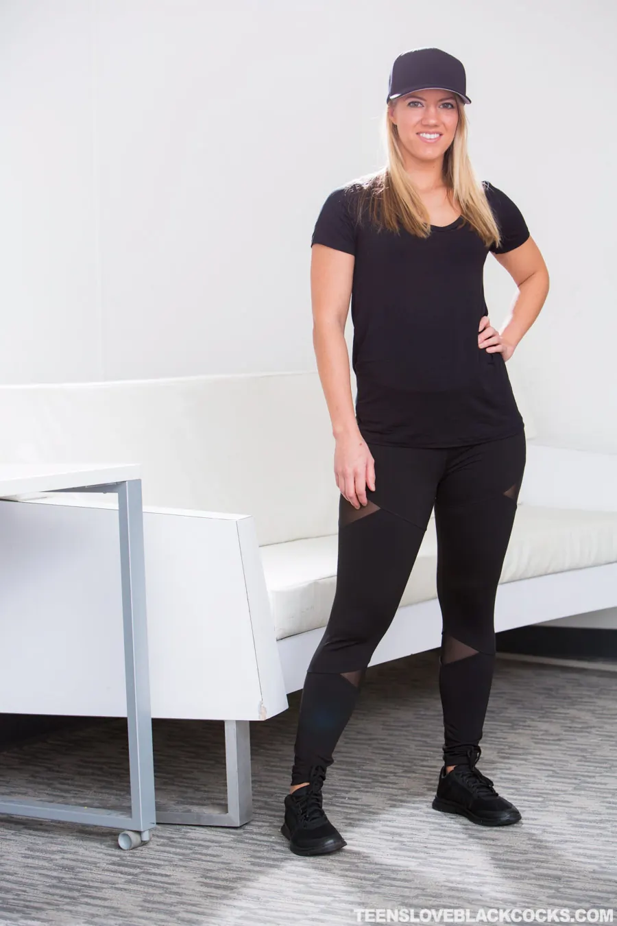 Team Skeet 'Línea directa de Fling' protagonizando Candice Dare (foto 1)