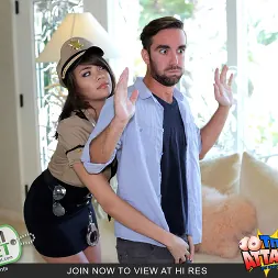 Cassidy Banks en 'Team Skeet' No es un policía común y corriente (Miniatura 3)