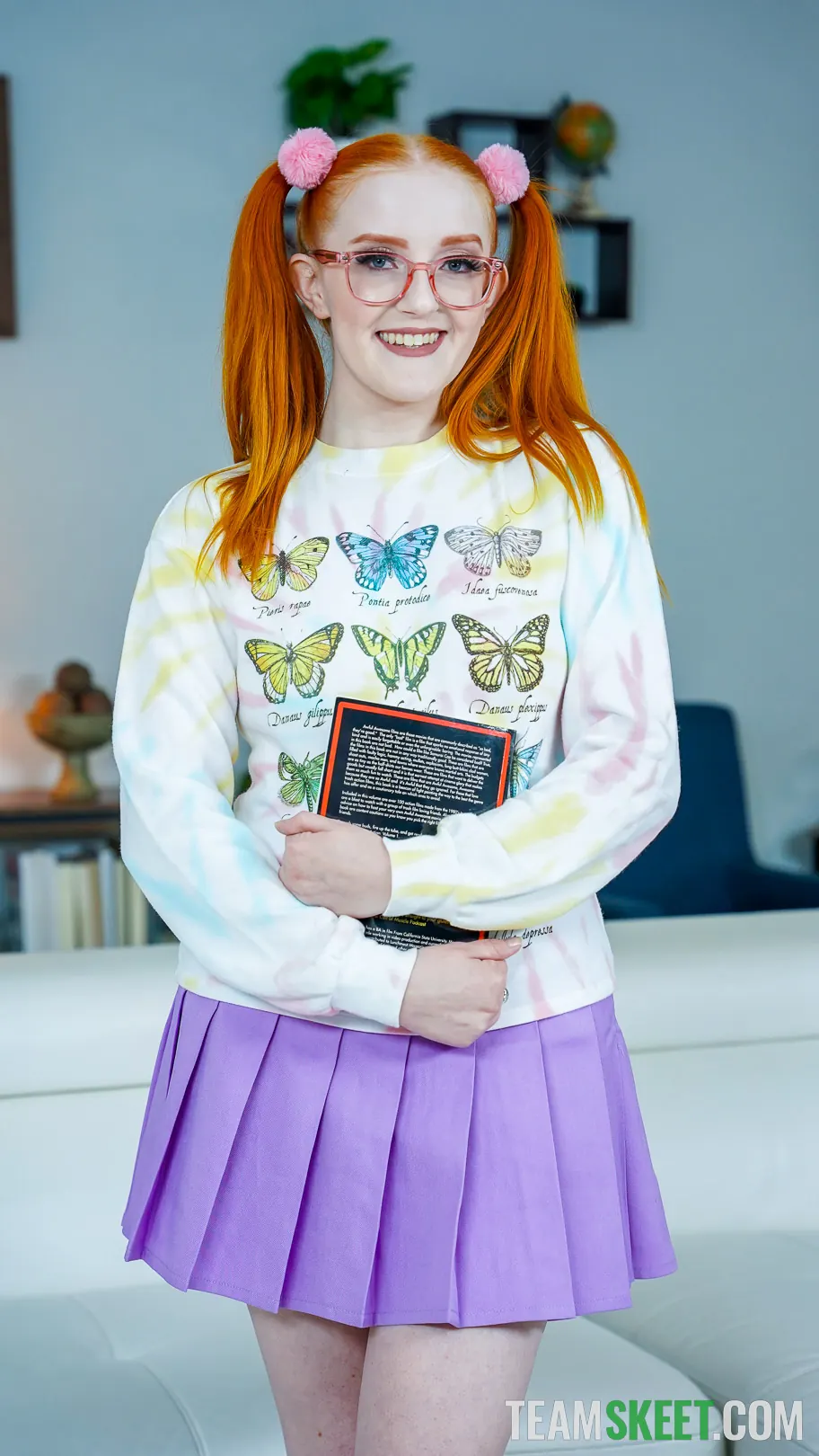 Team Skeet 'El año nuevo que te mereces' protagonizando Cherry Fae (foto 1)