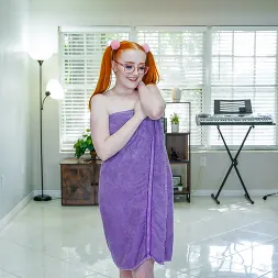 Cherry Fae en 'Team Skeet' El año nuevo que te mereces (Miniatura 56)