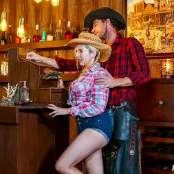 Christie Stevens en 'Team Skeet' Concepto: Milfs del campo (Miniatura 21)