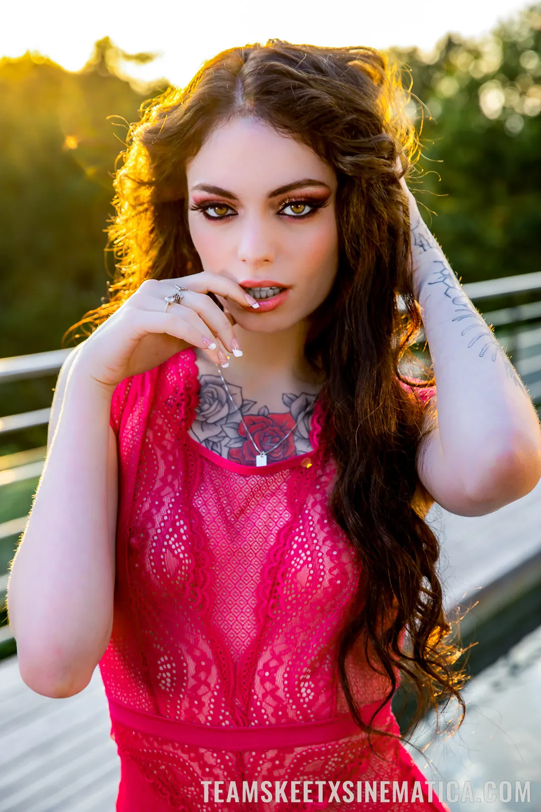 Team Skeet 'Clara By the Pool' starring Clara Mia (Photo 12)