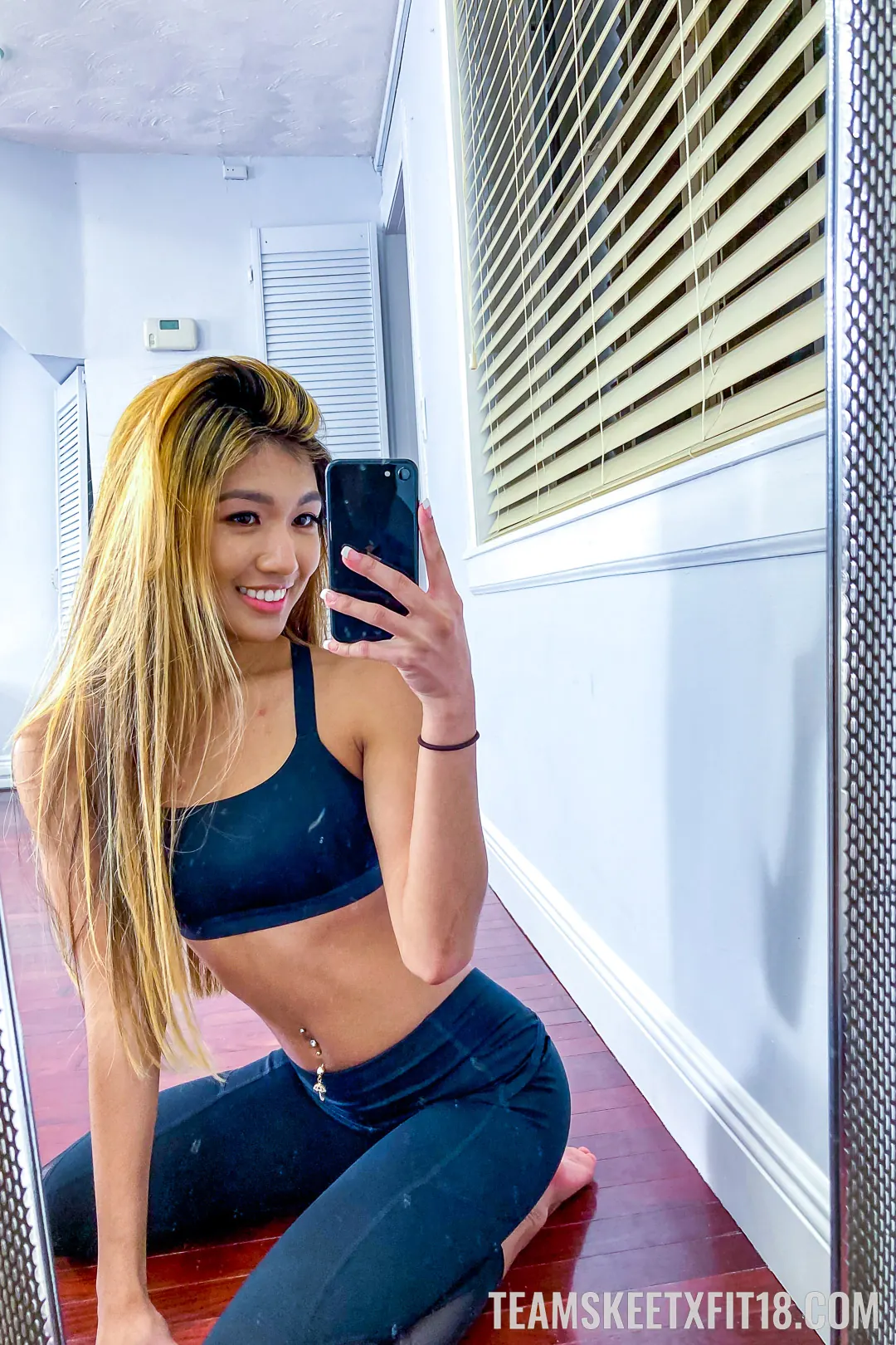 Team Skeet 'Pequeño problema de flexibilidad' protagonizando Clara Trinity (foto 52)