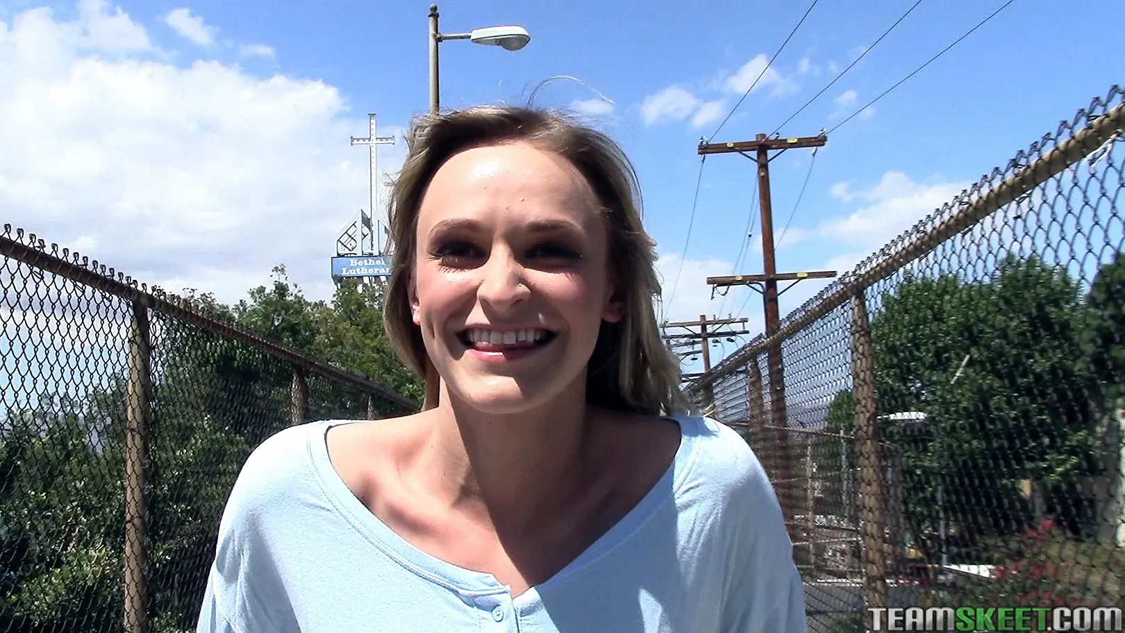 Team Skeet 'Dale la vuelta a esa cara fruncida' protagonizando Crissy Kay (foto 8)