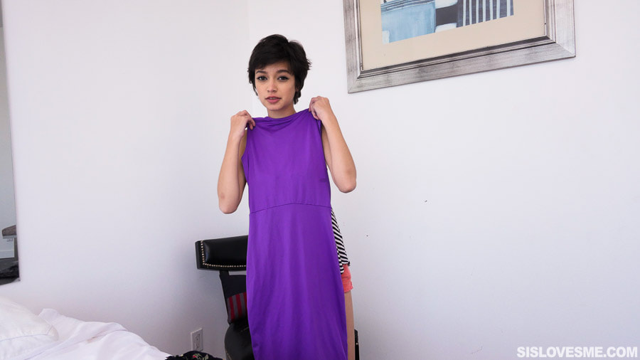Olivia Lua in 'Team Skeet' Sisters Become Lovers (Thumbnail 120)