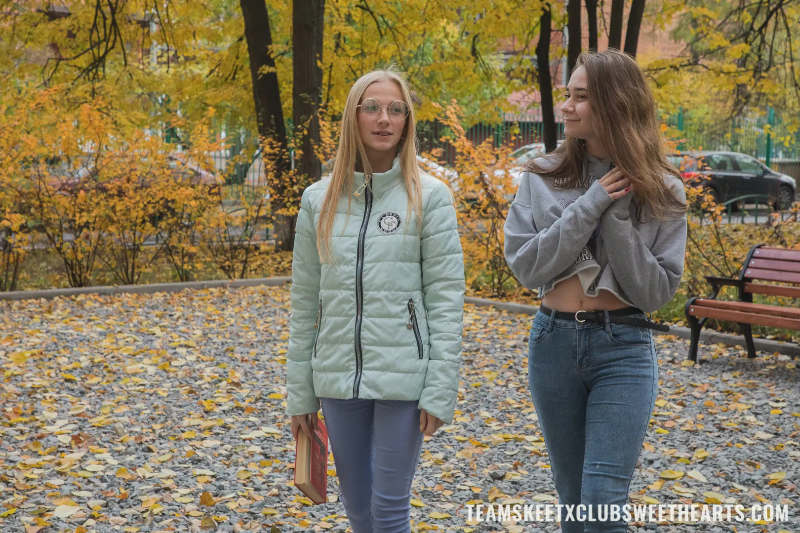 Elizabeth Evans in 'Behind The Book' from 'Team Skeet' (Photo 36) Team Skeet 'Behind The Book' starring Elizabeth Evans (Photo 36)