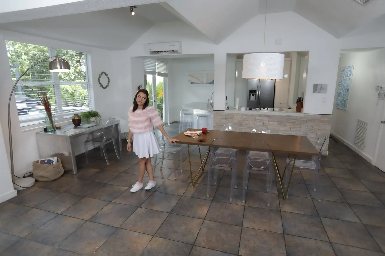 Ella Cruz en ' La pequeña princesa sexual se desnuda' from 'Team Skeet' (foto 126) Team Skeet ' La pequeña princesa sexual se desnuda' protagonizando Ella Cruz (foto 126)