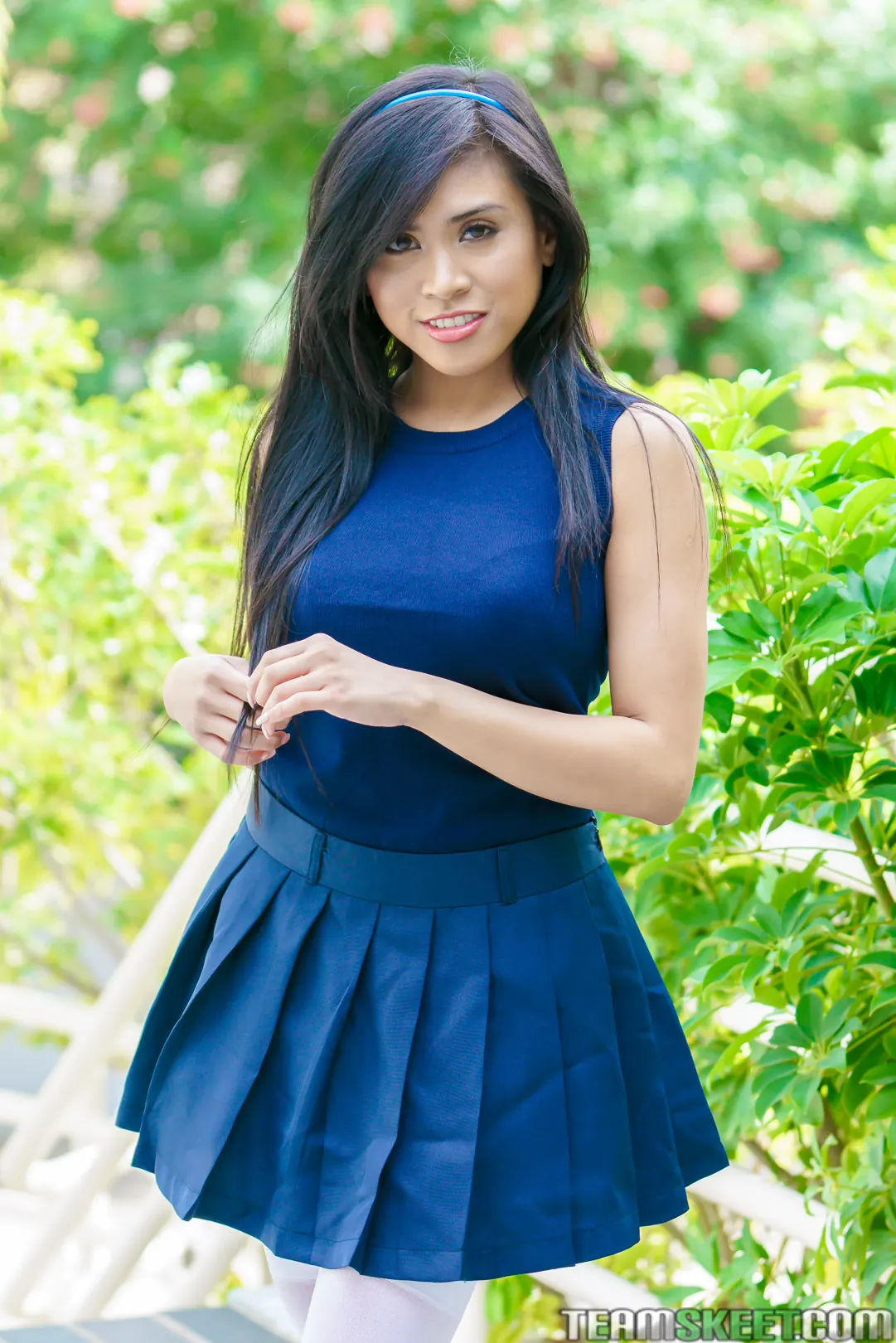 Ember Snow en 'Delicia oriental alegre y pequeña' from 'Team Skeet' (foto 1) Team Skeet 'Delicia oriental alegre y pequeña' protagonizando Ember Snow (foto 1)