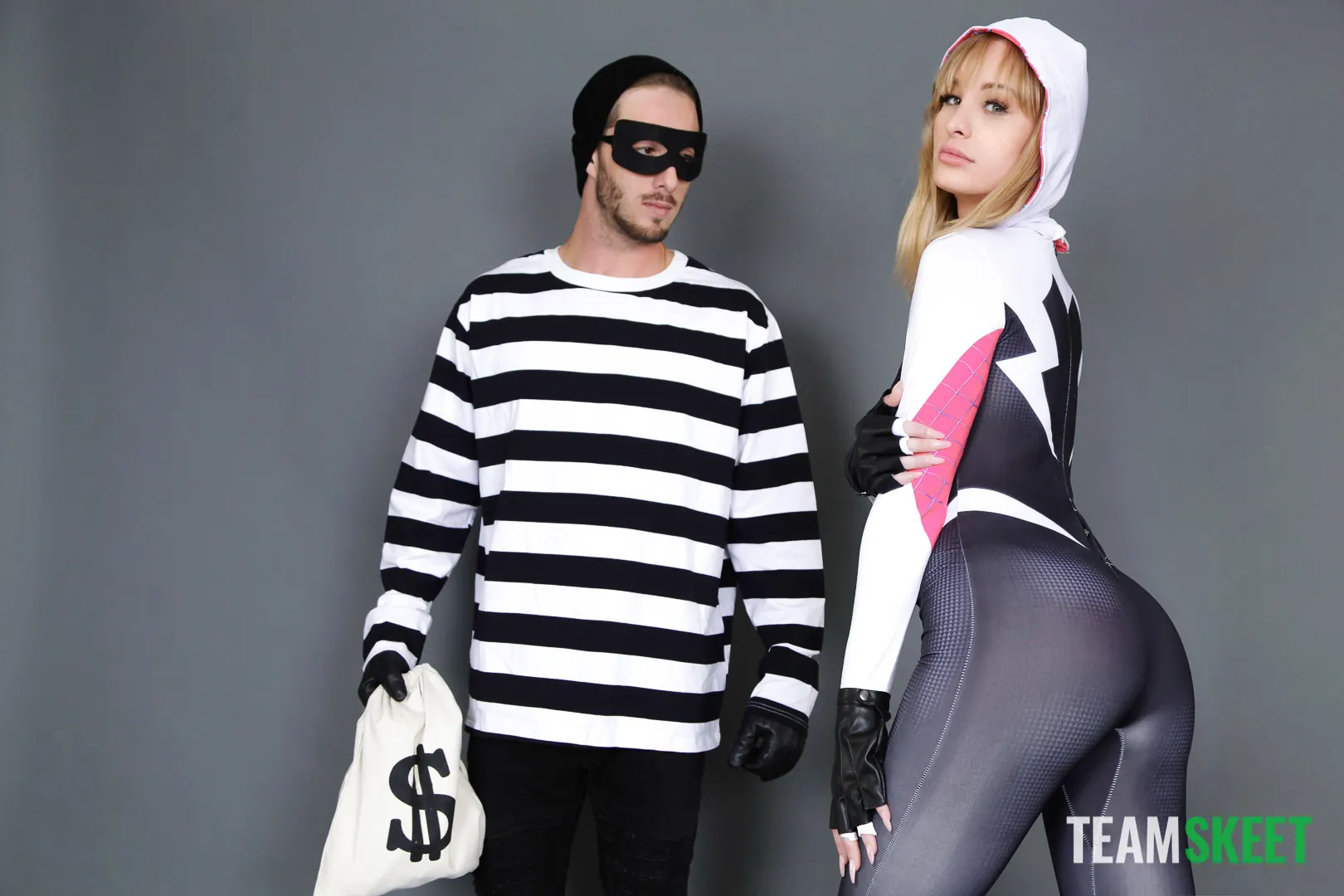 Team Skeet 'Where The Wild Kinks Are' starring Emma Hix (Photo 77)