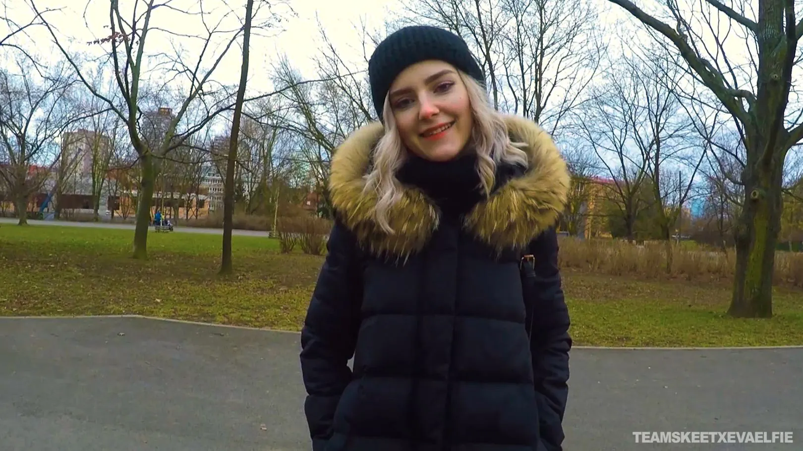 Team Skeet 'I Gave A Fan Blowjob In Public' starring Eva Elfie (Photo 8)