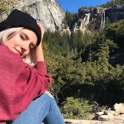 Eva Elfie en 'Team Skeet' Hago una mamada inspirada en la naturaleza (Miniatura 1)