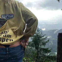 Eva Elfie in Practice (Photo 15) Eva Elfie in 'Team Skeet' Practice (Thumbnail 15)