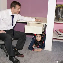 Eva Yi in Mini Oriental Chick With A Tight Slit (Photo 36) Eva Yi in 'Team Skeet' Mini Oriental Chick With A Tight Slit (Thumbnail 36)