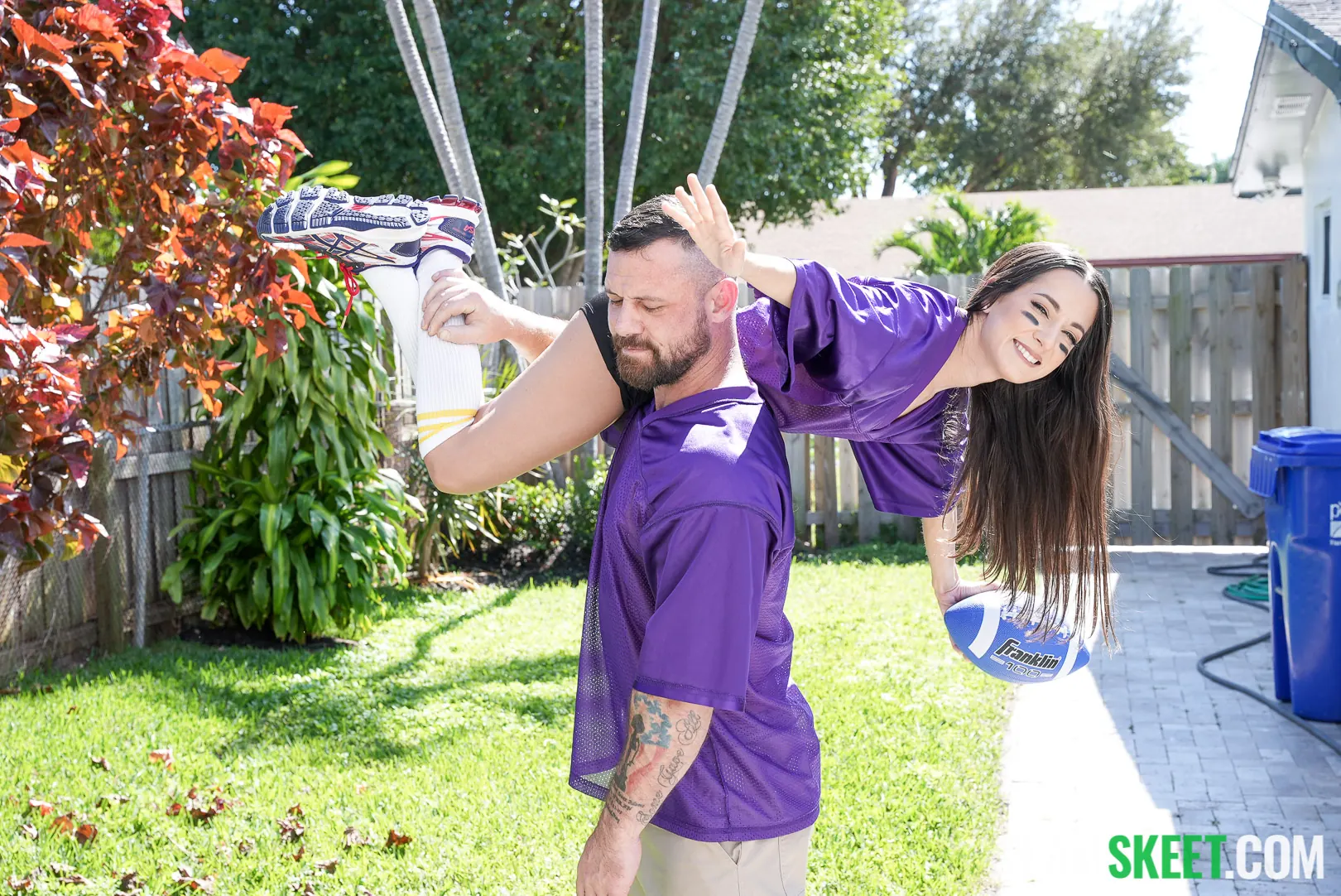 Freya von Doom in 'Freya's Halftime Blow' from 'Team Skeet' (Photo 24) Team Skeet 'Freya's Halftime Blow' starring Freya von Doom (Photo 24)